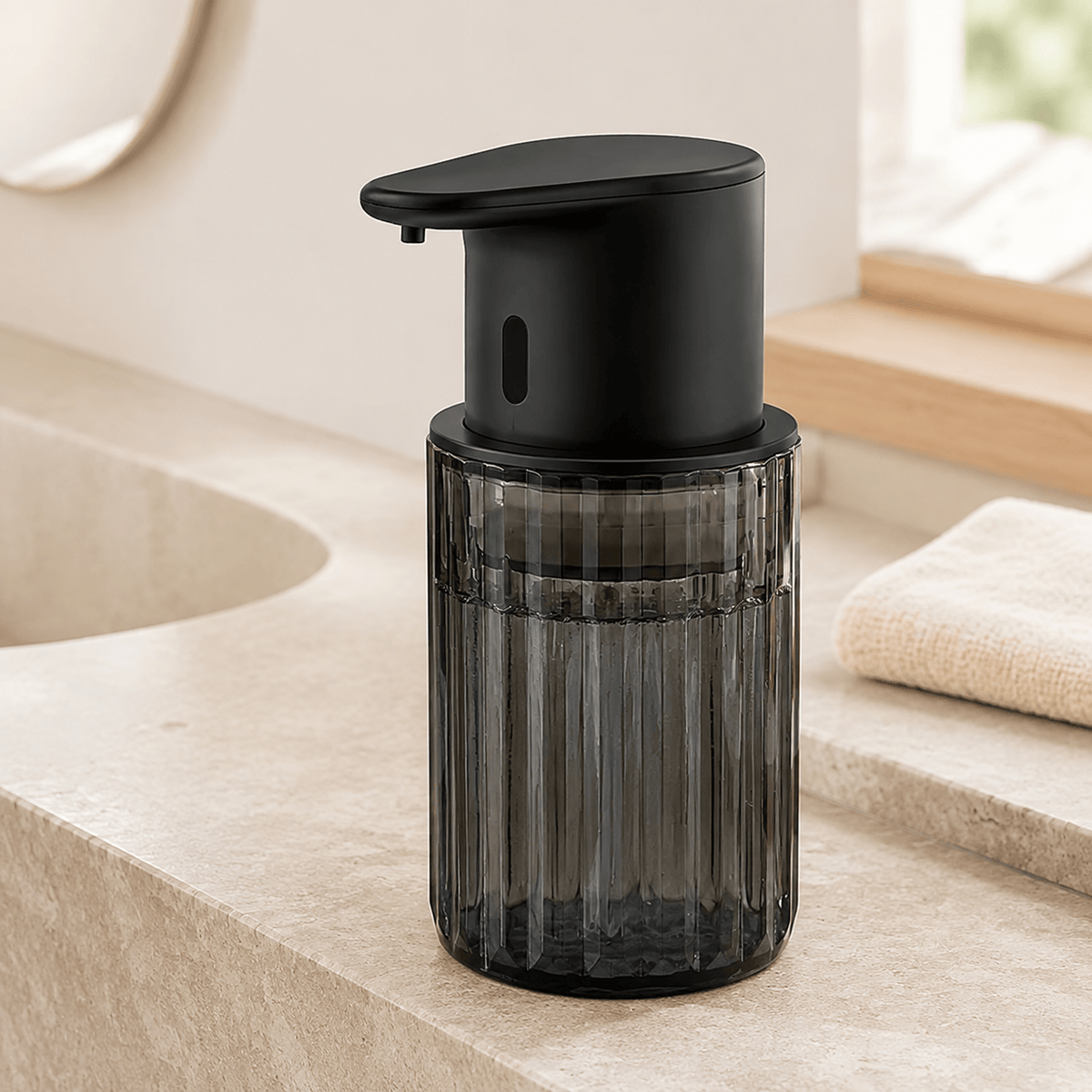 Distributeur de Savon Liquide Sans Contact Noir et Transparent