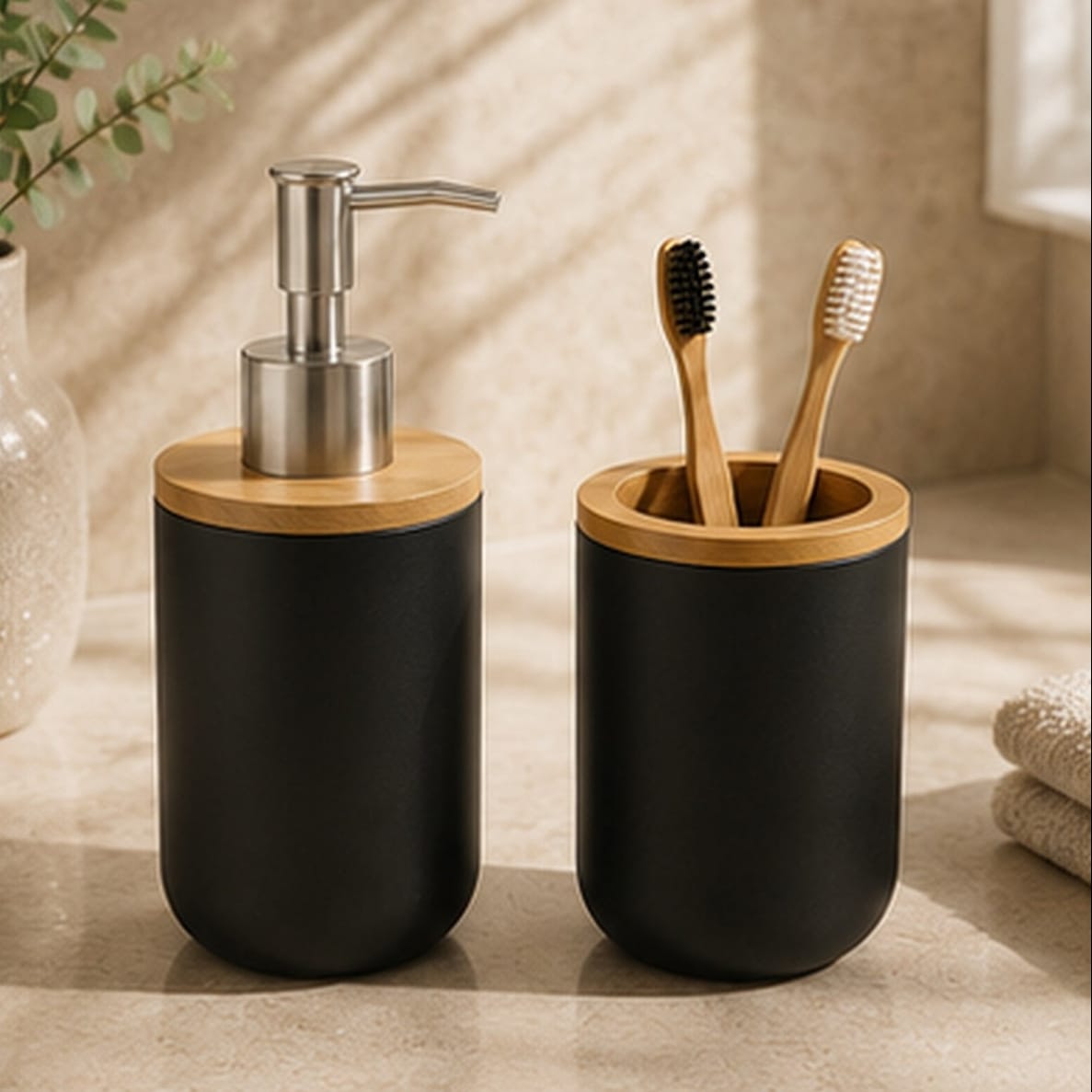 Distributeur de Savon & Son Porte Brosse à Dents - Noir et Bambou