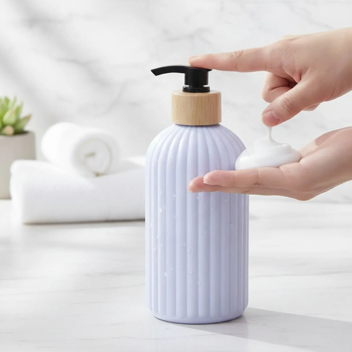 Distributeur Savon Blanc 500ml Rechargeable