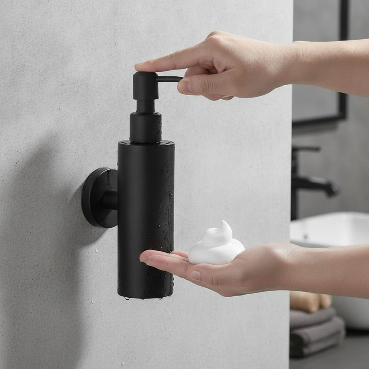 Distributeur Savon Mural Noir Acier Inoxydable
