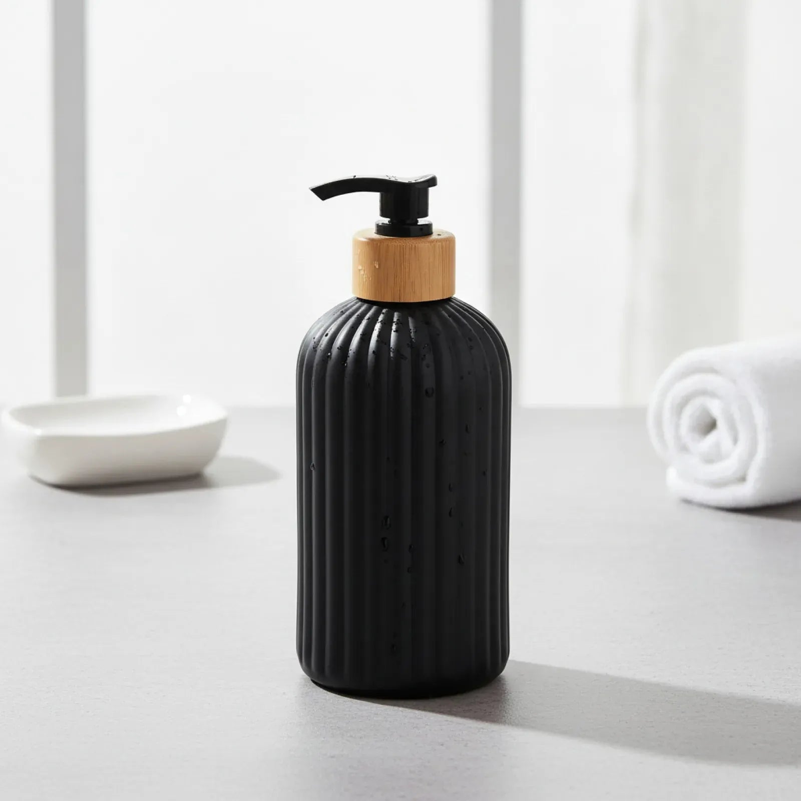 Distributeur Savon Noir 500ml Élégant